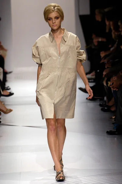 Look 35
